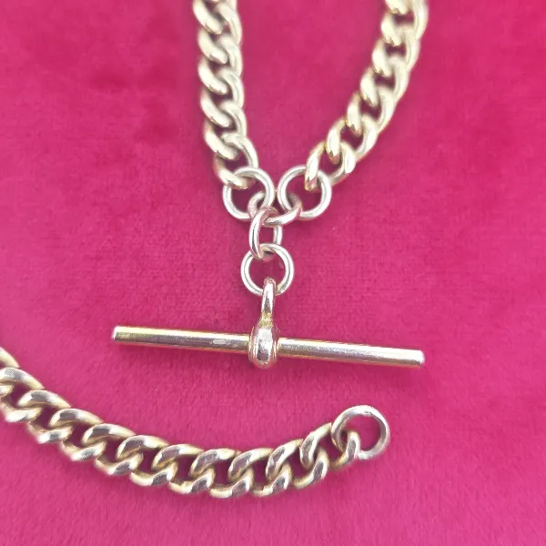Lightweight Antique Albert Chain in 9ct Yellow Gold- Close Up 