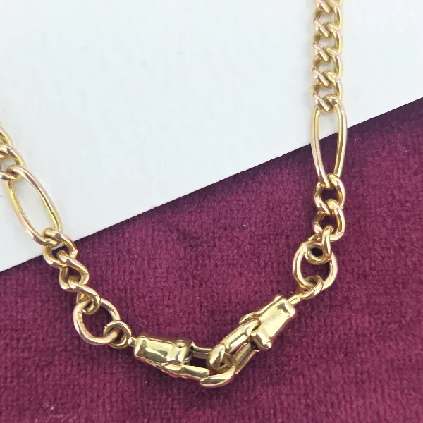 Vintage Yellow Gold Figaro Necklace with T-Bar- Magnified 