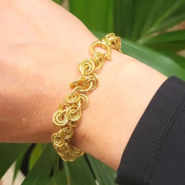 9ct Yellow Gold Fancy Bracelet - 22cm Long-9ct-yellow-gold-italian-fancy-bracelet.webp