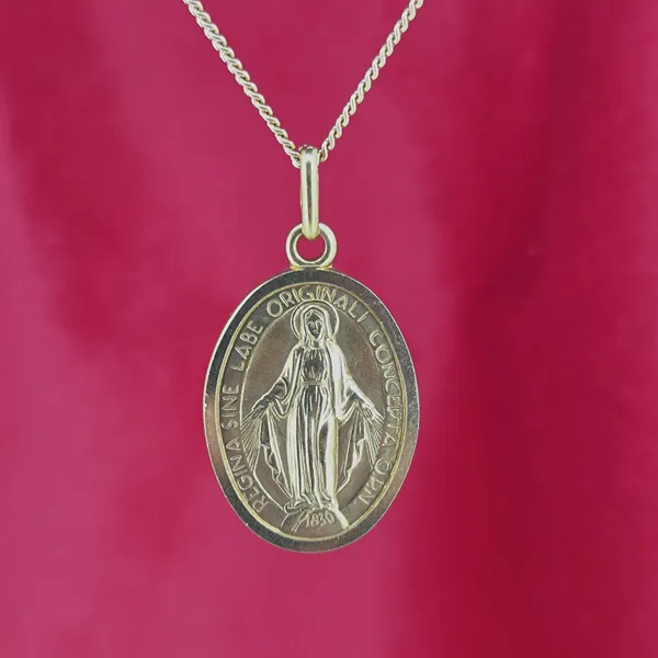 9ct Yellow Gold Miraculous Medal on a 20inch Chain- Side View 