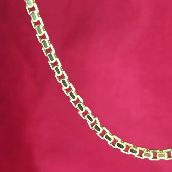 9ct Yellow Gold Rounded Venetian Necklace- Reverse Angle 