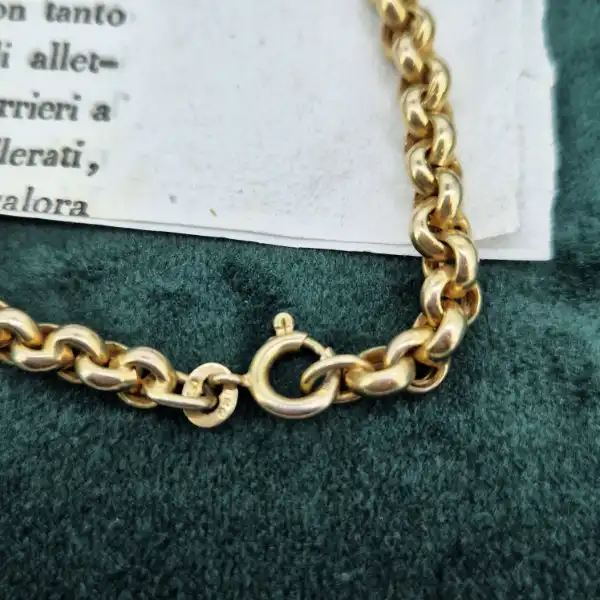 Vintage 24 Inch Yellow Gold Belcher Chain-9ct-yellow-gold-vintage-belcher-necklace.webp