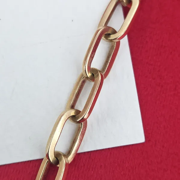 9ct Yellow Gold Paperclip Chain- Reverse Angle 