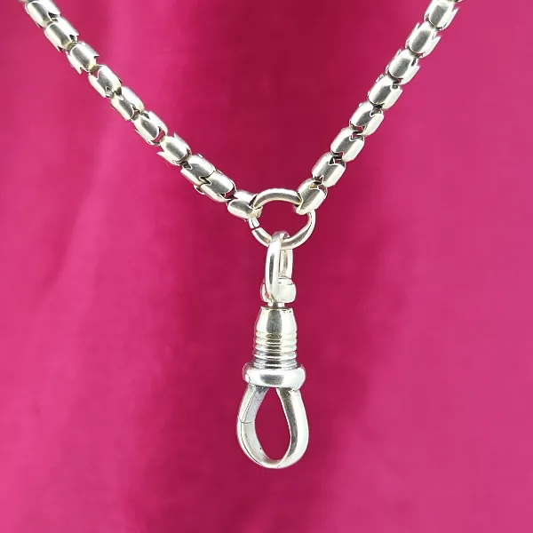 Gorgeous Antique 15ct Longuard Chain- Magnified 