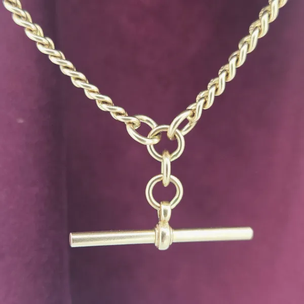 Antique Rose Gold Graduated T-Bar Necklace - 20 Inches- Close Up 