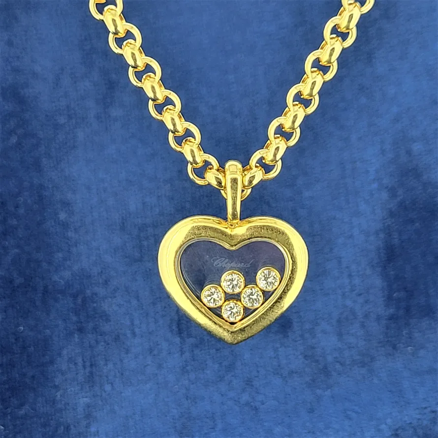 Large Chopard Happy Diamonds 18 Karat yellow Gold Round Pendant Necklace –  Les Pierres de Julie