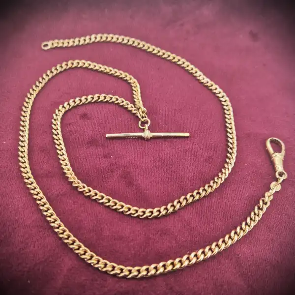  Thumbnail of Vintage Rounded Curb 9ct Rose Gold T-Bar Necklace