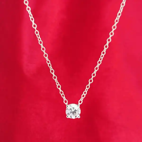 GIA Certified 0.50ct Floating Diamond Pendant-floating-diamond-pendant-0.50cts-gia.webp