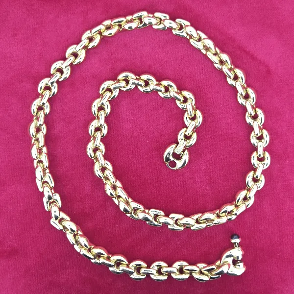 Heavy 18ct Gold Fancy Mariner Link Necklace- Side View 