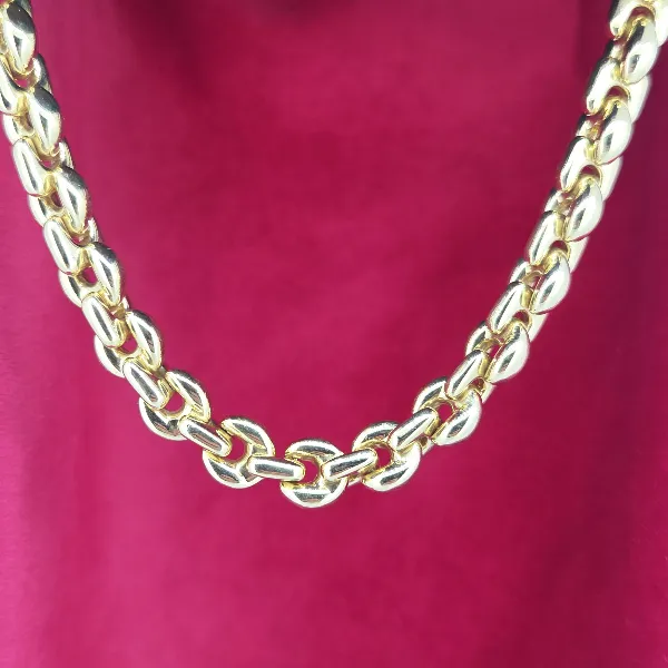 Heavy 18ct Gold Fancy Mariner Link Necklace- Close Up 