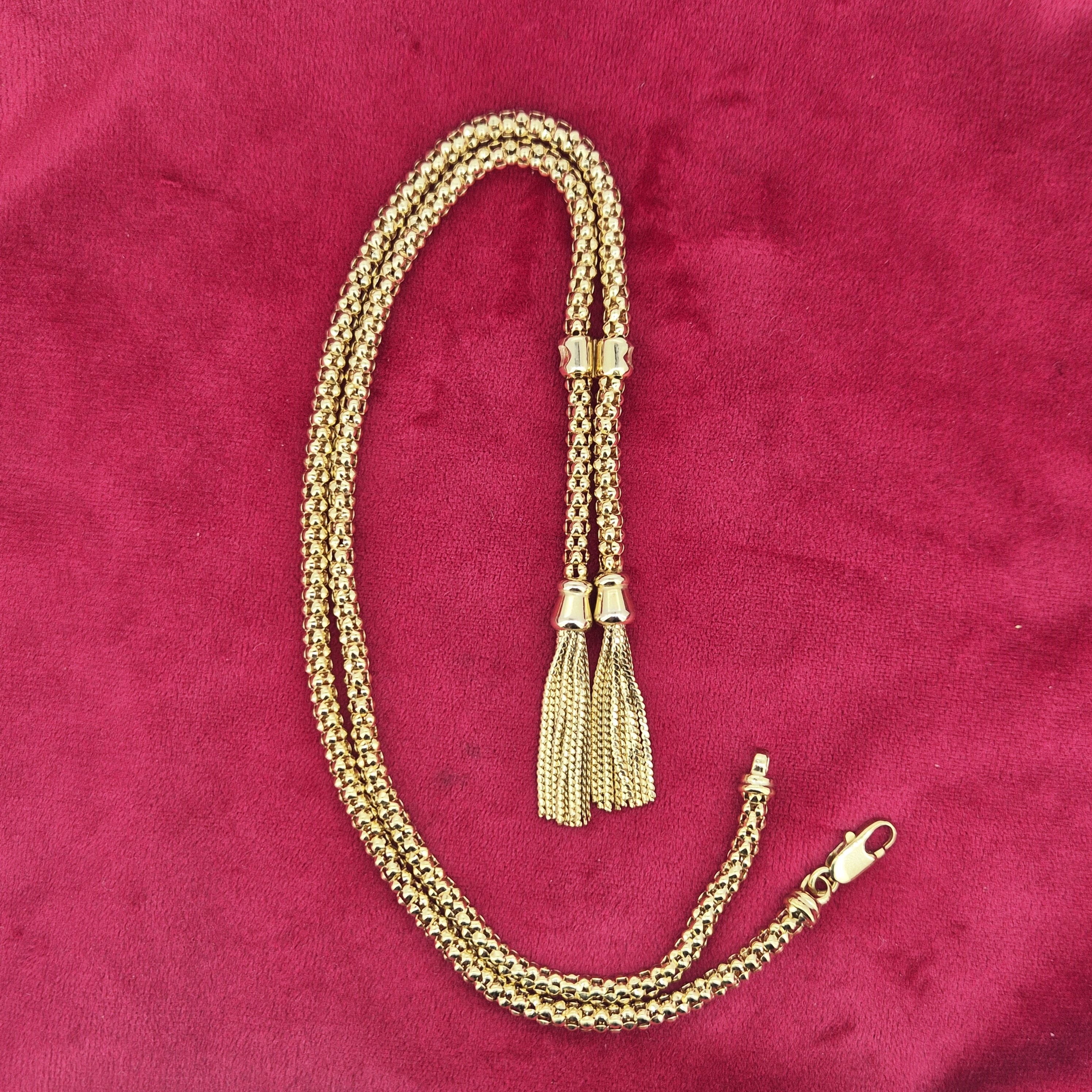 img/jewellery/necklacesitalian-tassel-neklace-in-9ct-gold.jpg