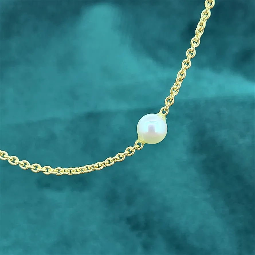 Gold & Pearl Necklace-pearl-and-gold-necklace-dublin.webp