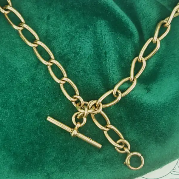 Date 1912-1913! 9ct Rose Gold Loose Link Rounded Curb Albert Chain-prince-albert-chain-with-ornate-medal.webp