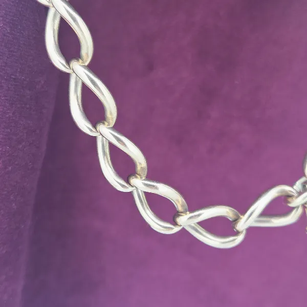 Loose Link Rose Gold Antique Albert Chain with Removeable T-Bar & Medal- Magnified 