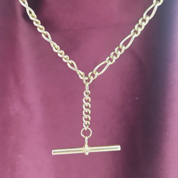 Rose Gold T-Bar Figaro Necklace- Front View 