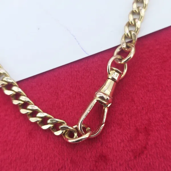 Vintage 9ct Yellow Gold Hollow Curb Chain with T-Bar- Magnified 