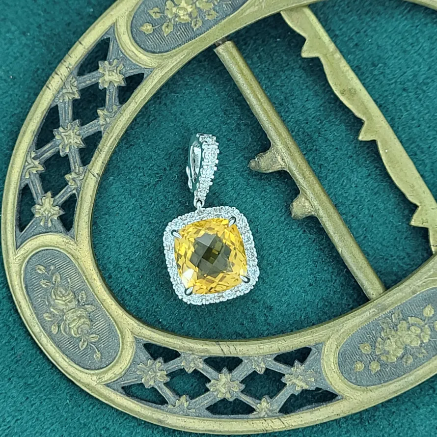 Striking 18ct White Gold Citrine and Diamond Halo Pendant -diamond-and-citrine-pendant-dublin.webp