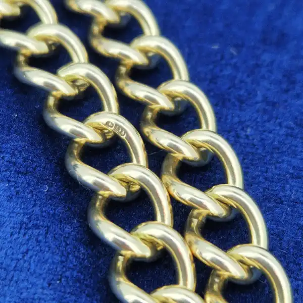 Heavy 9ct Gold Curb Chain with Rolling and Removable T-Bar-heavyweight-albert-chain-in-9ct-yellow-gold.webp