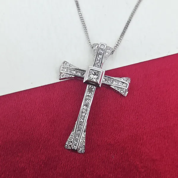 18ct White Gold Beautiful Diamond Cross weighing 1.66cts -mixed-diamond-cross-in-white-gold.webp