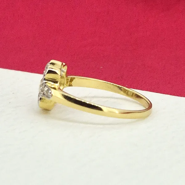 18ct Yellow Gold Fancy Diamond Ring weighing 0.75cts-18ct-gold-diamond-cluster-ring-0.75cts.webp