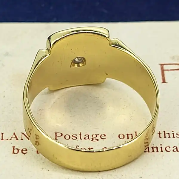 Date 1930! 18ct Gents Signet Ring with Diamond-18ct-gold-old-cut-diamond-signet.webp