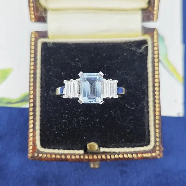 18ct White Gold Aquamarine & Baguette Diamond Ring- Side View 