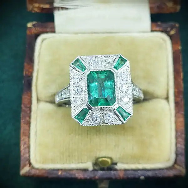  Thumbnail of 18ct White Gold Art Deco Emerald & Diamond Ring