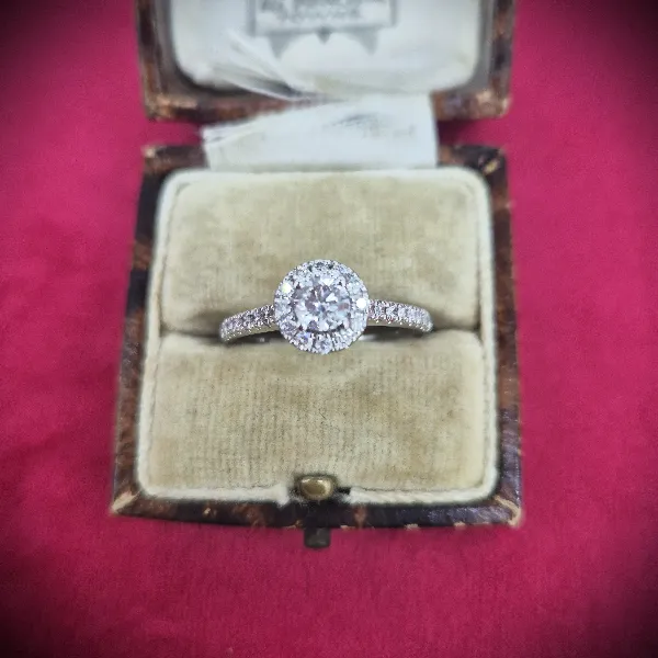 Engagement ethical rings