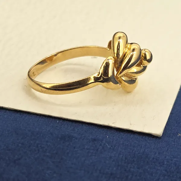 18ct Yellow Gold Italian Knot Ring- Reverse Angle 