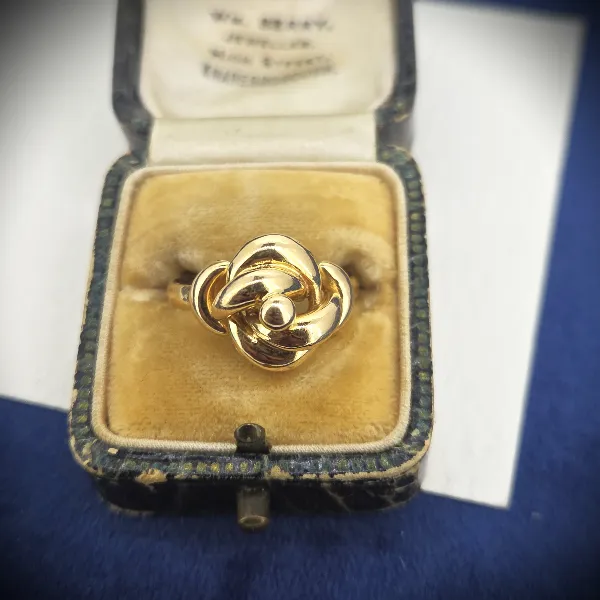 Antique Engagement Rings 