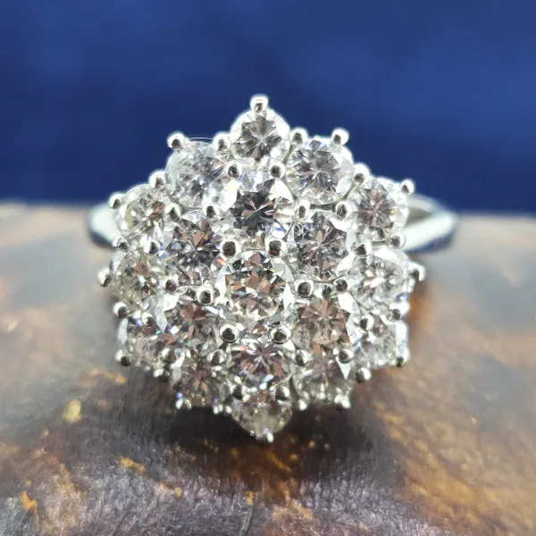18ct White Gold 2.00ct Diamond Cluster Ring- Crown View 