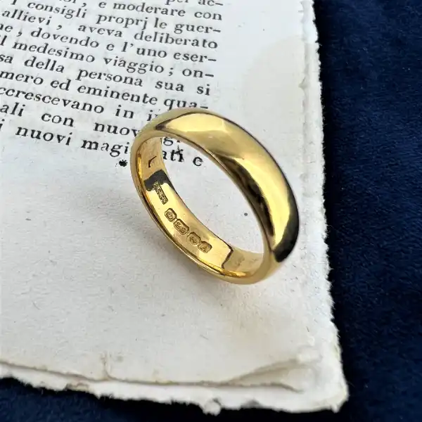 Date 1925! 22ct 4.5mm Ladies Wedding Ring -22ct-wedding-ring-1925.webp