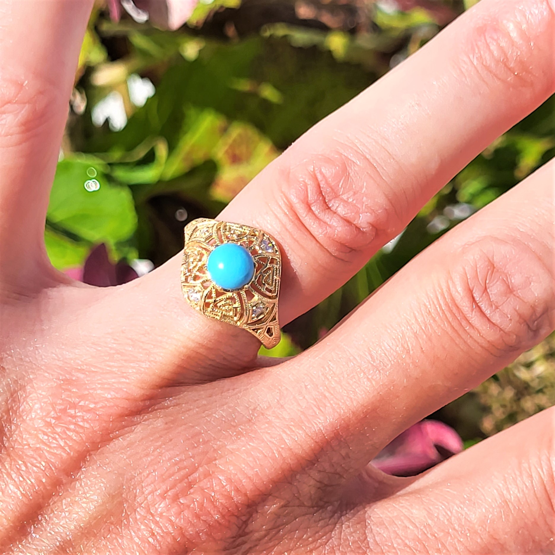 img/jewellery/rings9ct-gold-turquoise-and-diamond-ring.jpg