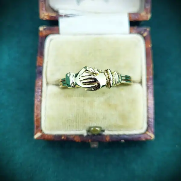  Thumbnail of 9ct Yellow Gold Fede Gimmel Ring