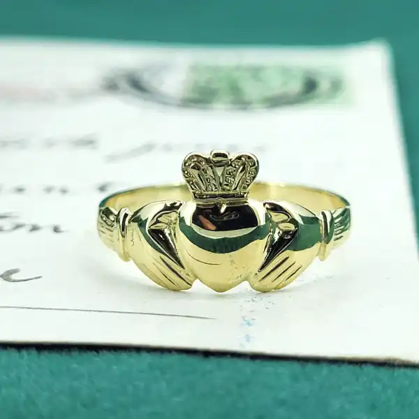 9ct Yellow Gold Large Irish Claddagh Ring-9ct-yellow-gold-irish-claddagh-ring.webp