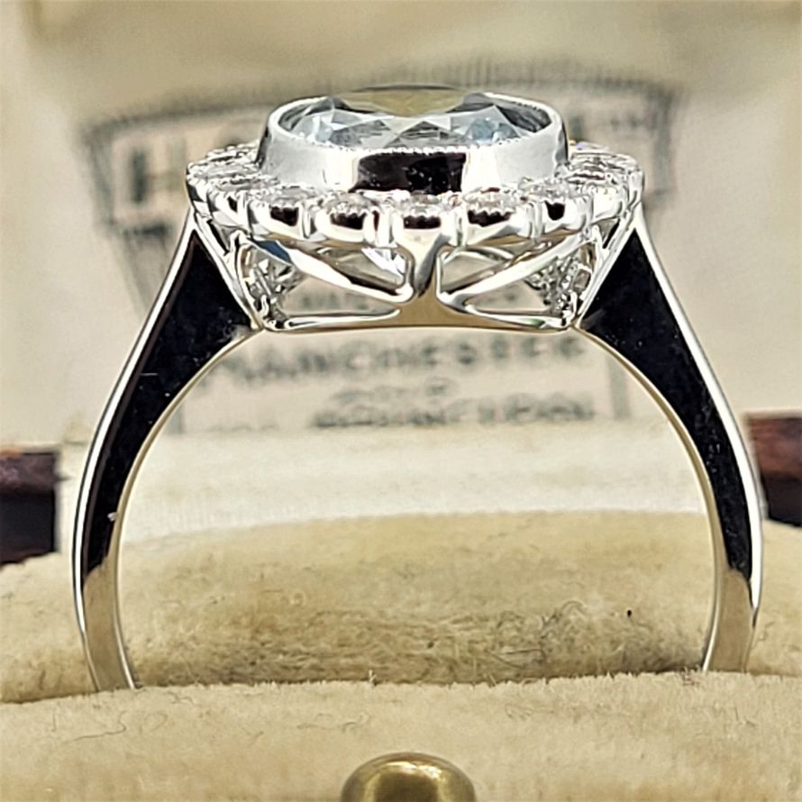 img/jewellery/ringsaquamarine-and-diamond-cluster-ring-malahide-dublin.jpg
