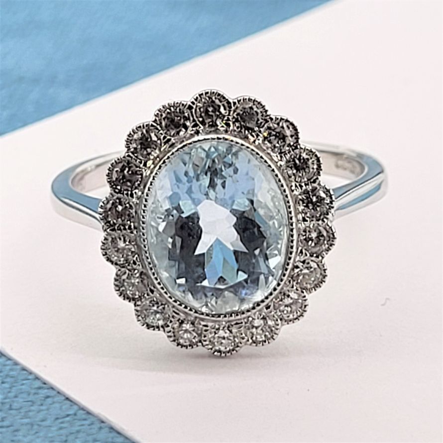 img/jewellery/ringsaquamarine-and-diamond-cluster-ring-malahide-dublin.jpg
