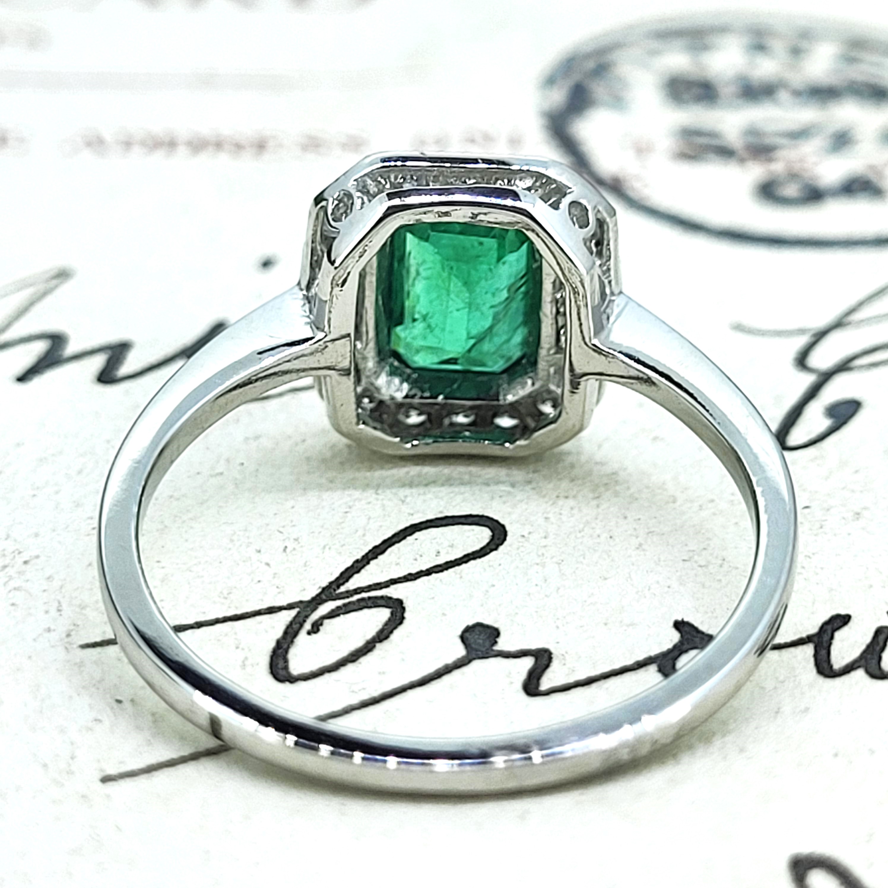 img/jewellery/ringsart-deco-emerald-cut-emerald-dia-cluster.jpg