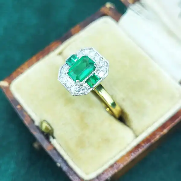 18ct Yellow Gold Art Deco Emerald and Diamond Ring-art-deco-emerald-ring-with-diamonds.webp