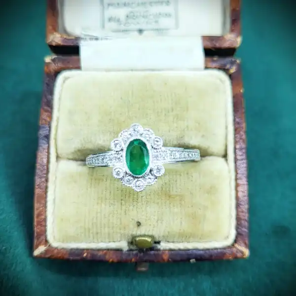 Art Deco Rings Ireland  - 18ct White Gold Emerald & Diamond Flower Ring