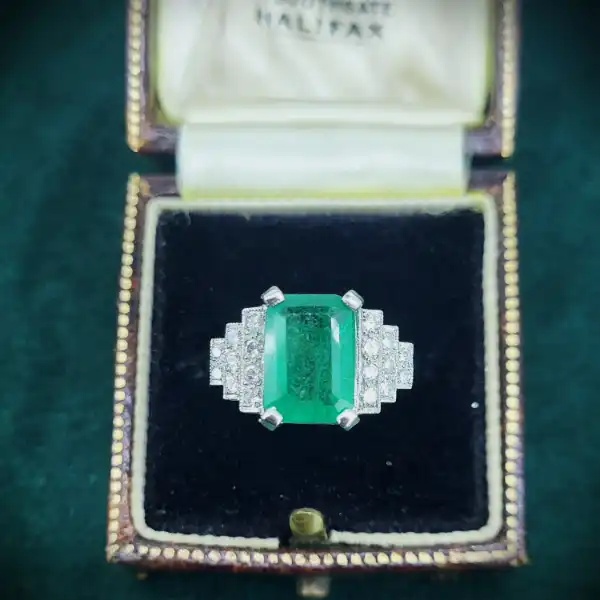 emerald-and-dimaond-art-deco-ring-3.35cts -rings