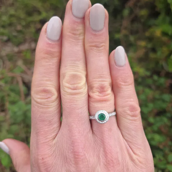 Emerald & Diamond Target Ring in 18ct White Gold-Small 