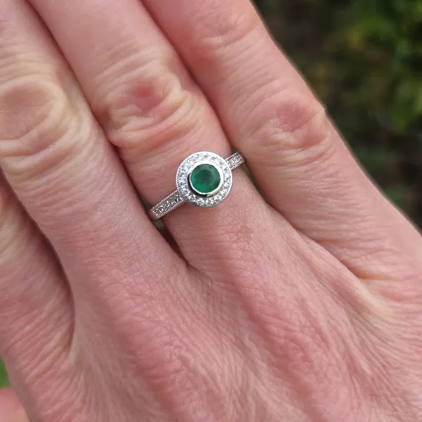 Emerald & Diamond Target Ring in 18ct White Gold-Left View 
