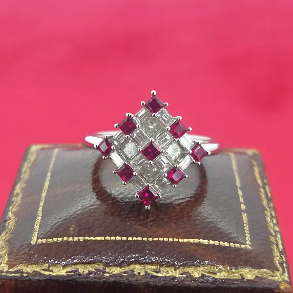 18ct White Gold Fancy Ruby & Diamond Ring- Close Up 
