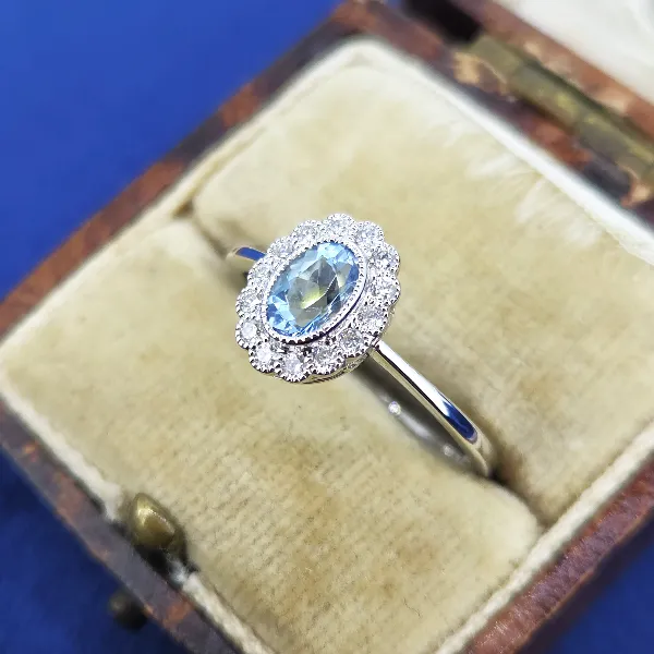 Aquamarine & Diamond Cluster in 18ct White Gold- Front View 