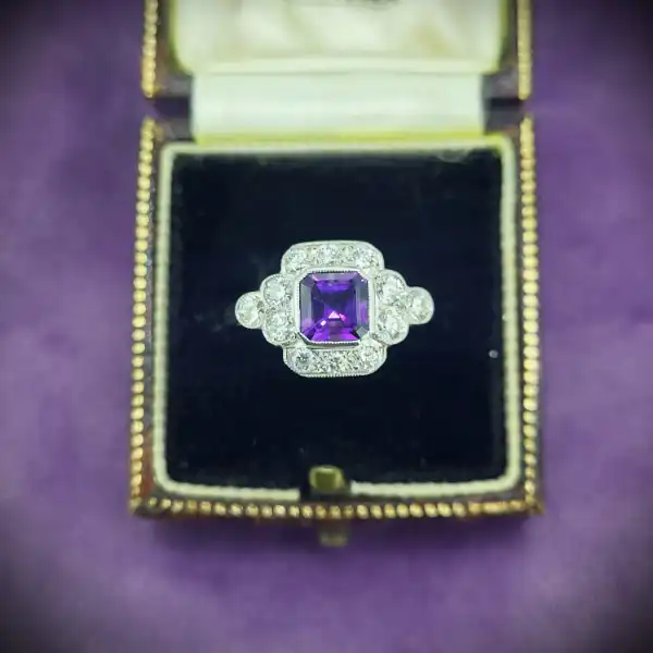 platinum-amethyst-and-diamond-ring-art-deco -rings