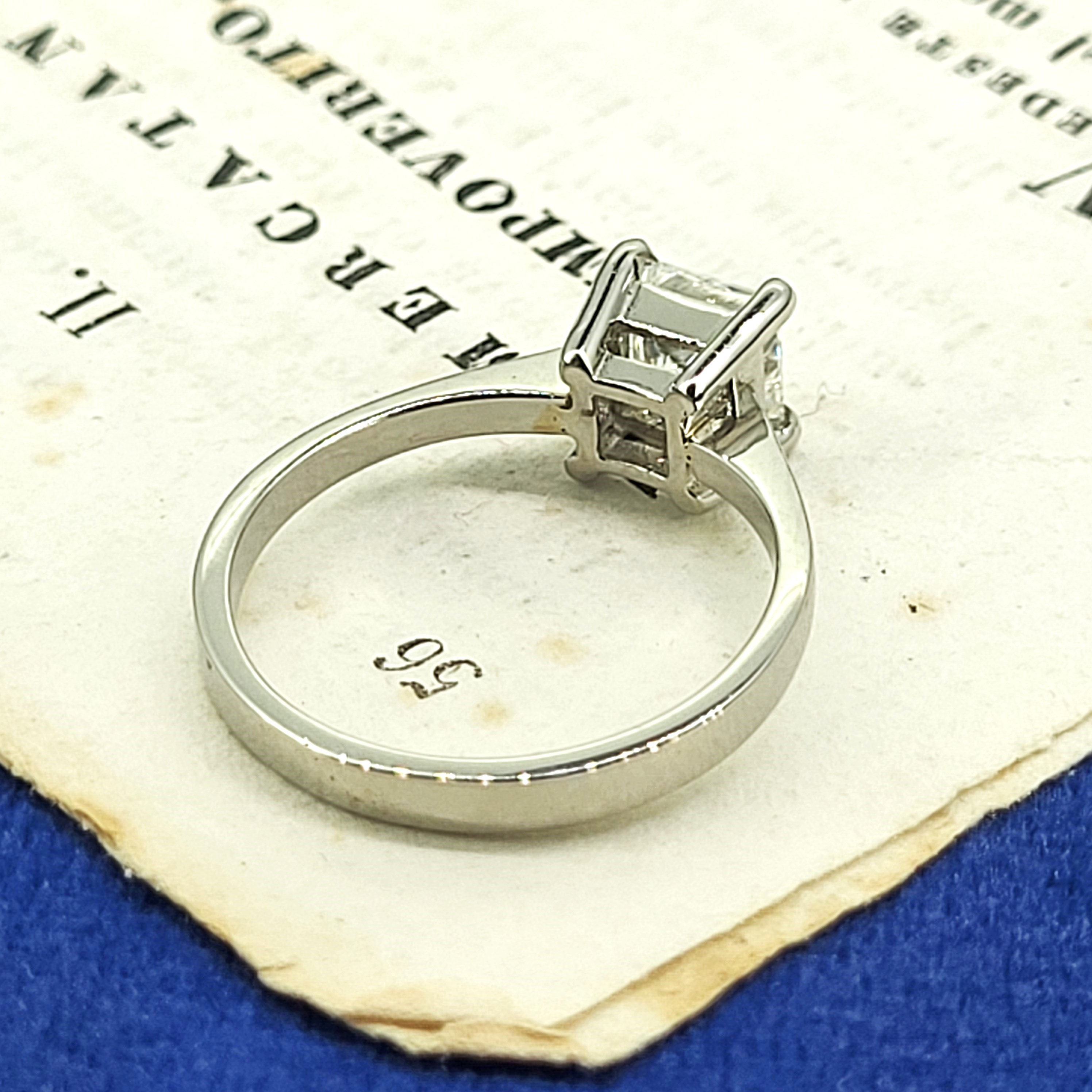 img/jewellery/ringsplatinum-princess-cut-solitaire-certed-by-edr.jpg