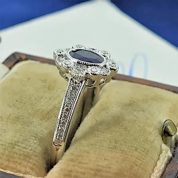 18ct Sapphire and Diamond Cluster Ring- Front View 