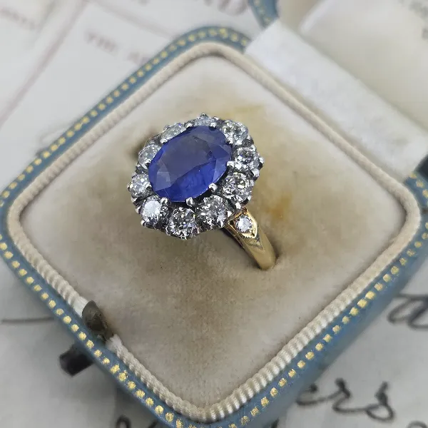 Sapphire & Diamond Cluster in 18ct Yellow Gold- Front View 