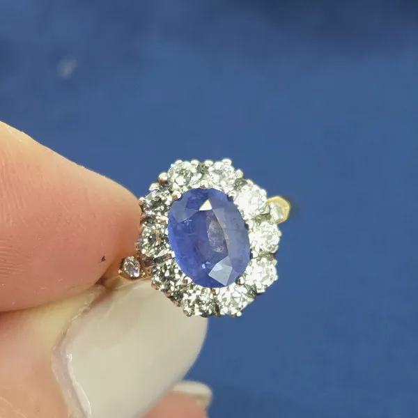 Sapphire & Diamond Cluster in 18ct Yellow Gold- Crown View 